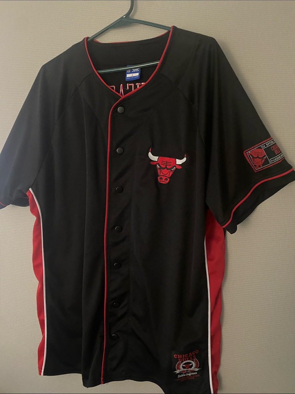 NBA Chicago Bulls Black and Red Baseball-Style Jersey